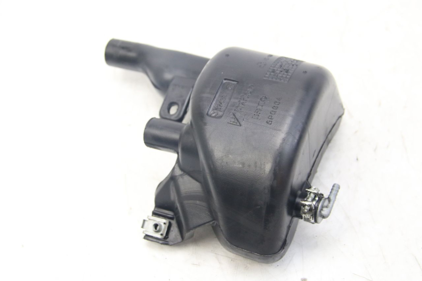 photo de ZBIORNIK OLEJU PIAGGIO VESPA SPRINT 2T 50 (2014 - 2018) - Widok ogólny