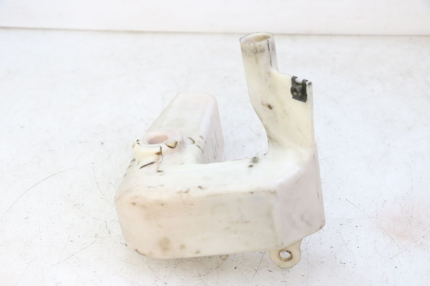 photo de ZBIORNIK OLEJU PEUGEOT VIVACITY NEW 2T 50 (2008 - 2017) - Zbliżenie techniczne