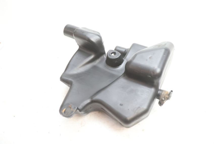 photo de ZBIORNIK OLEJU PIAGGIO ZIP 2T 50 (2009 - 2019) - Punkty mocowania