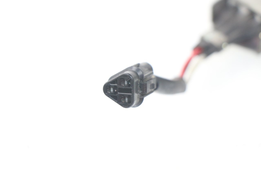 photo de OPORNIK SUZUKI SV S ABS 650 (2003 - 2009) - Zoom stanu zużycia