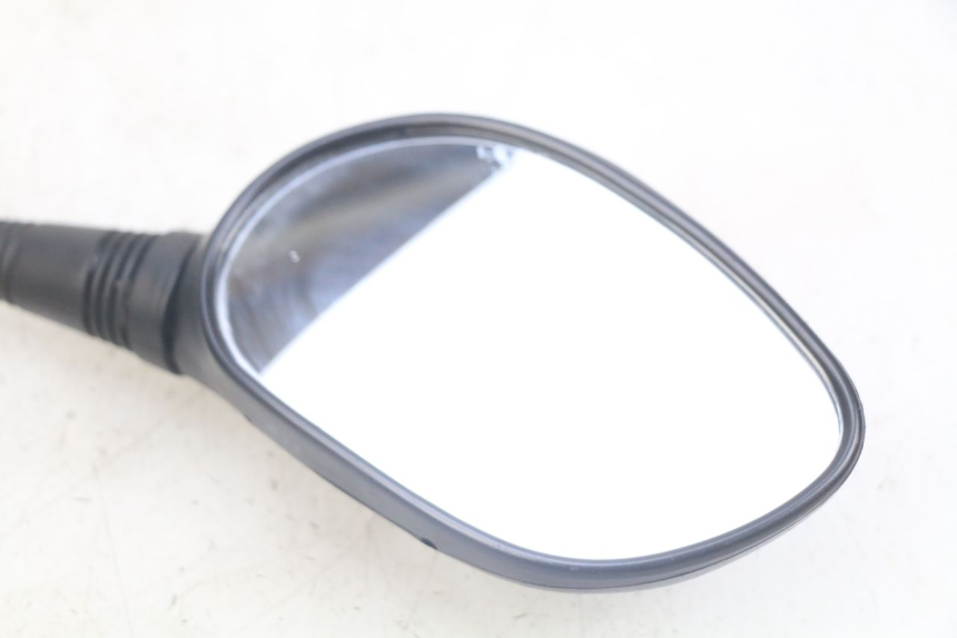 photo de LUSTERKO PRAWE KYMCO AGILITY 16+ 4T 50 (2018 - 2023) - Punkty mocowania