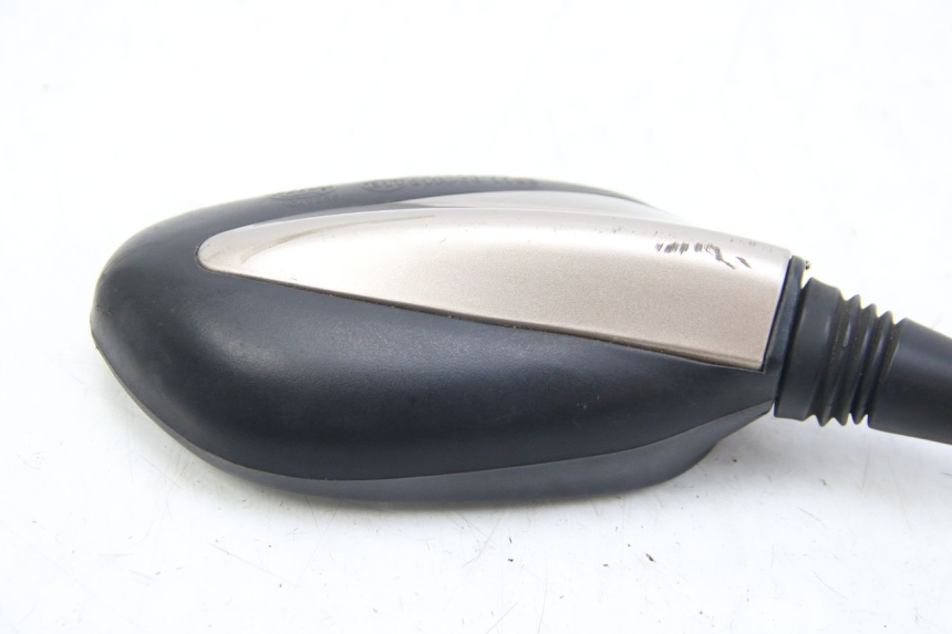 photo de LUSTERKO PRAWE ECCITY ARTELEC 670 1 (2013 - 2017) - Zoom stanu zużycia