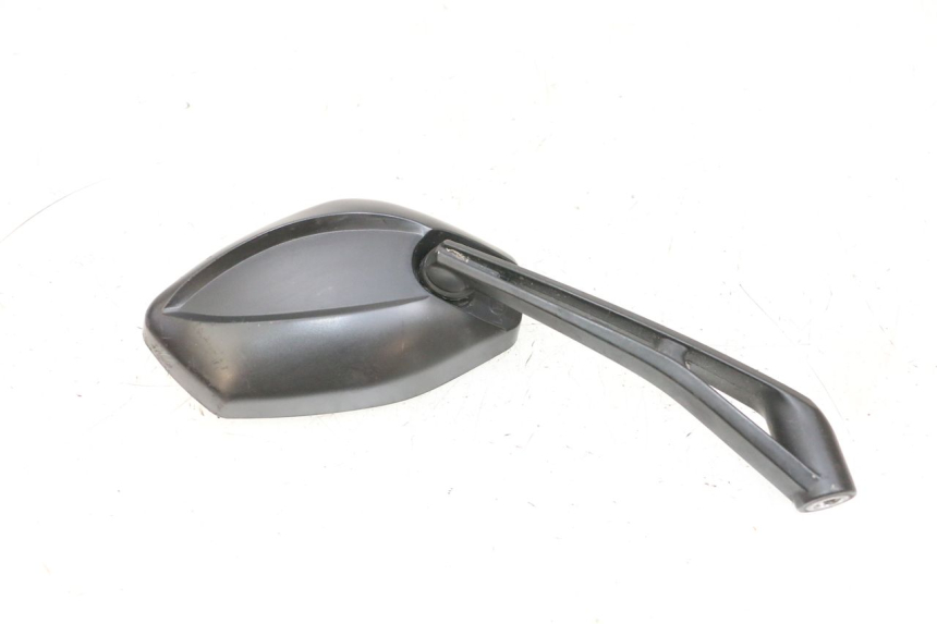 photo de LUSTERKO PRAWE MAG POWER BOMBERS 4T 50 (2016 - 2026) - Punkty mocowania