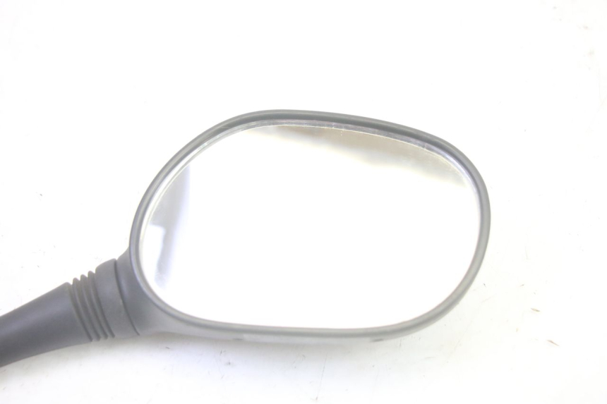 photo de LUSTERKO PRAWE SUZUKI BURGMAN 125 (2007 - 2014) - Zoom stanu zużycia