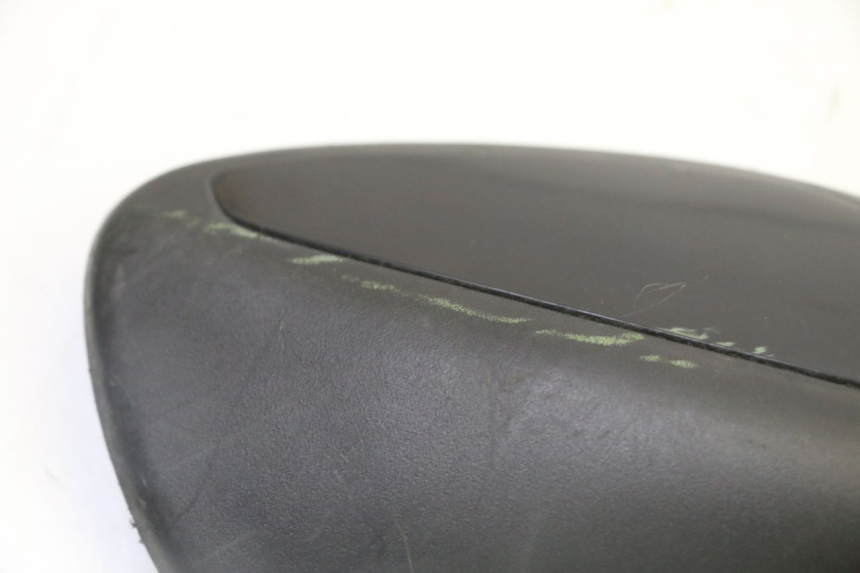 photo de LUSTERKO PRAWE PEUGEOT CITYSTAR 50 (2013 - 2017) - Stan powierzchni