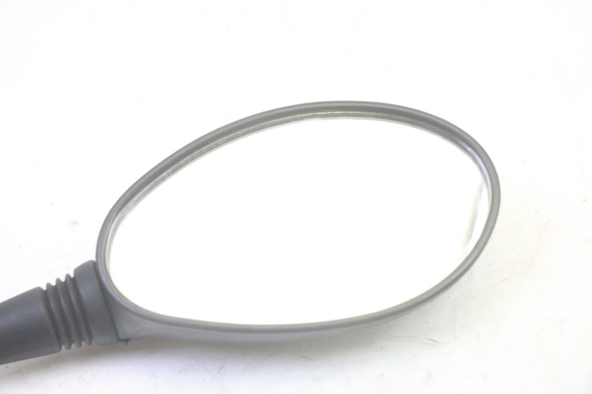 photo de LUSTERKO PRAWE LONGJIA DIGITA 4T 50 (2019 - 2022) - Inny kąt widzenia