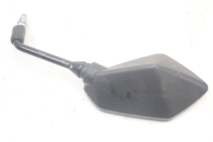 photo de LUSTERKO PRAWE KAWASAKI ER-6 ER6 N 650 (2012 - 2016) - Zbliżenie techniczne