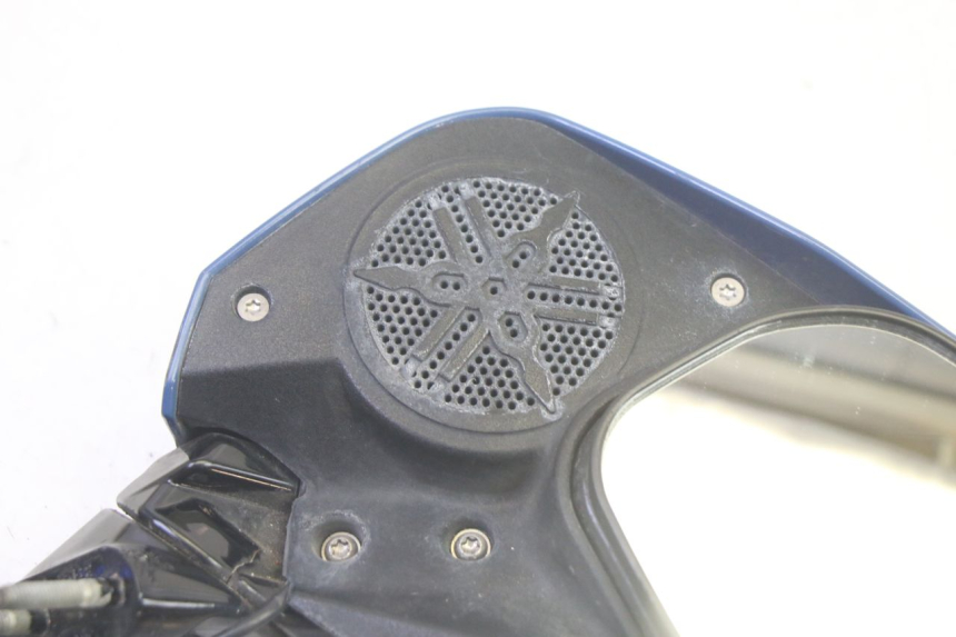 photo de LUSTERKO PRAWE YAMAHA FJR ABS 1300 (2006 - 2012) - Szczegół części