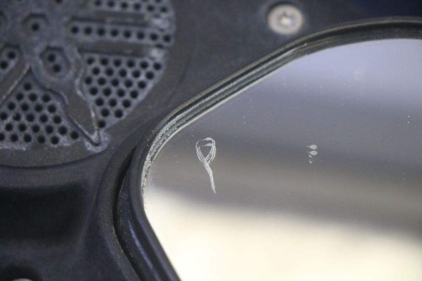 photo de LUSTERKO PRAWE YAMAHA FJR ABS 1300 (2006 - 2012) - Inny kąt widzenia