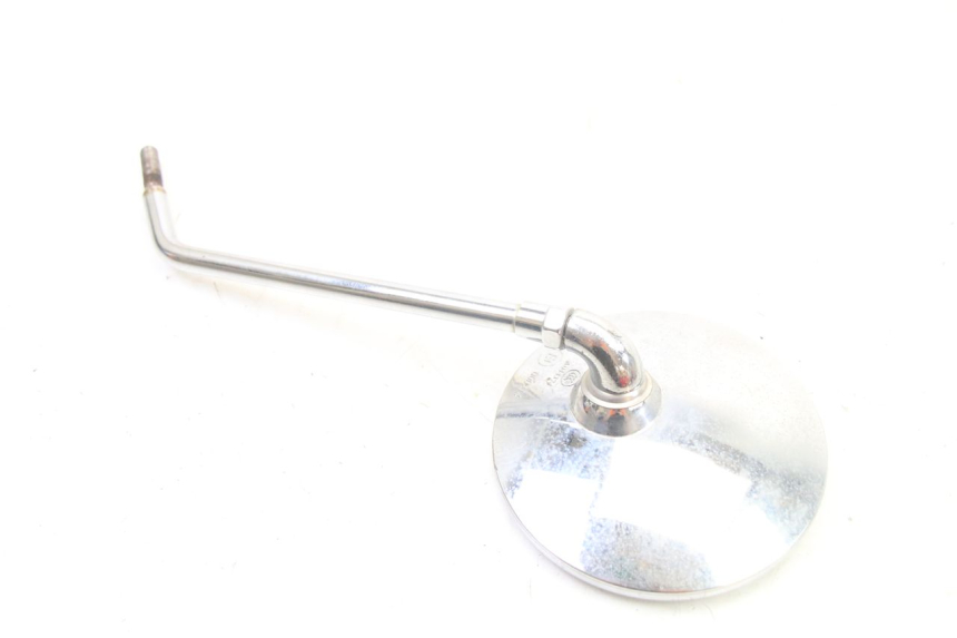 photo de LUSTERKO PRAWE VENESI FLY RETRO 4T 50 (2020 - 2025) - Zbliżenie techniczne