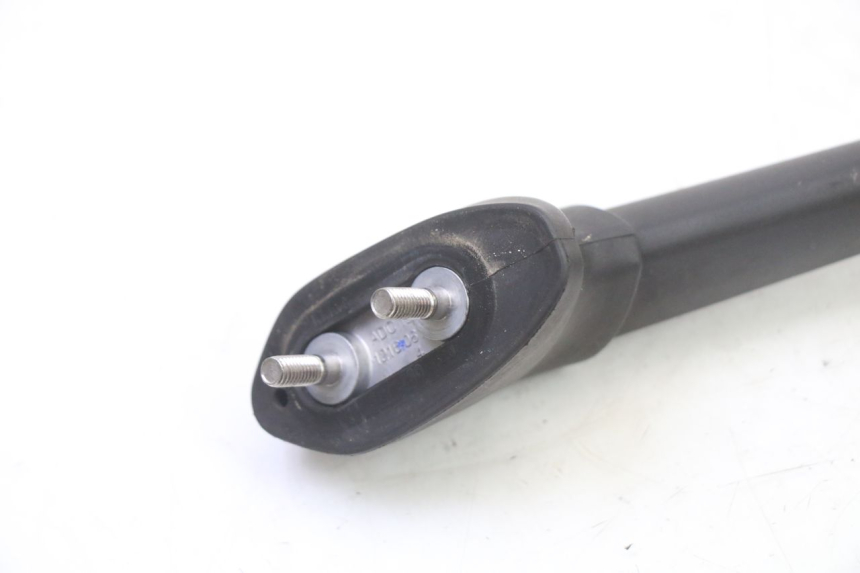 photo de LUSTERKO PRAWE YAMAHA FZ6 FAZER S2 600 (2007 - 2011) - Szczegół części