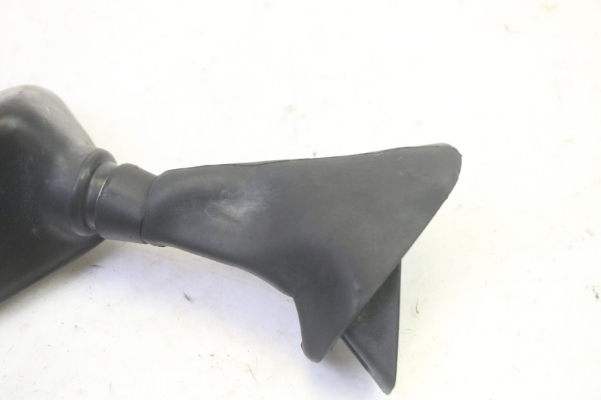 photo de LUSTERKO PRAWE KAWASAKI GPZ RX 1000 (1986 - 1988) - Stan powierzchni