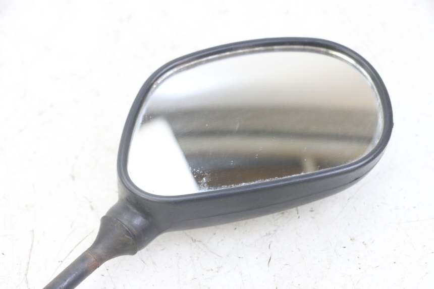 photo de LUSTERKO PRAWE PEUGEOT KISBEE 2T 50 (2018 - 2022) - Część sprawdzona