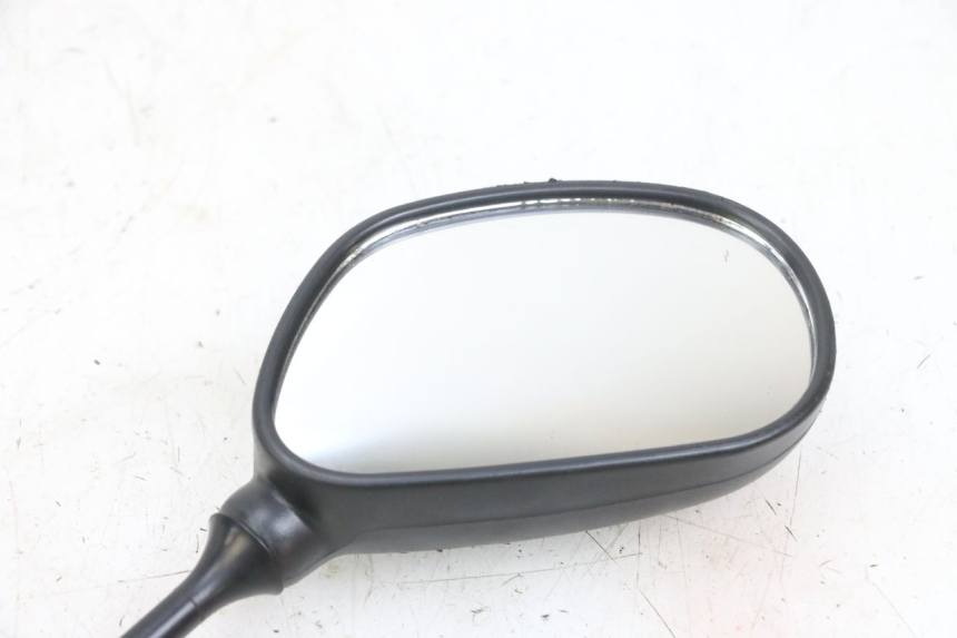 photo de LUSTERKO PRAWE PEUGEOT KISBEE 4T 50 (2018 - 2022) - Część sprawdzona