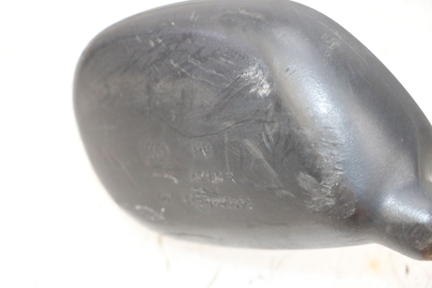 photo de LUSTERKO PRAWE PEUGEOT KISBEE 4T 50 (2018 - 2022) - Zoom stanu zużycia