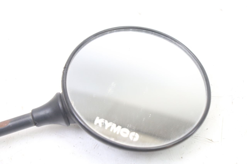 photo de LUSTERKO PRAWE KYMCO AGILITY 4T 50 (2018 - 2022) - Zbliżenie techniczne