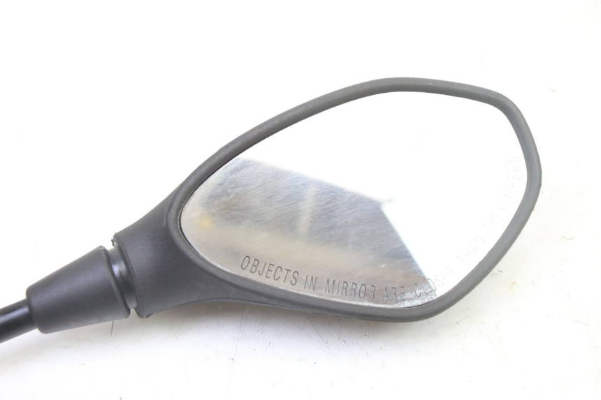 photo de LUSTERKO PRAWE PIAGGIO MP3 HPE 310 (2024 - 2025) - Inny kąt widzenia