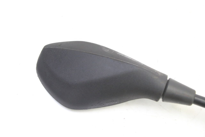 photo de LUSTERKO PRAWE PIAGGIO MP3 HPE 310 (2024 - 2025) - Punkty mocowania