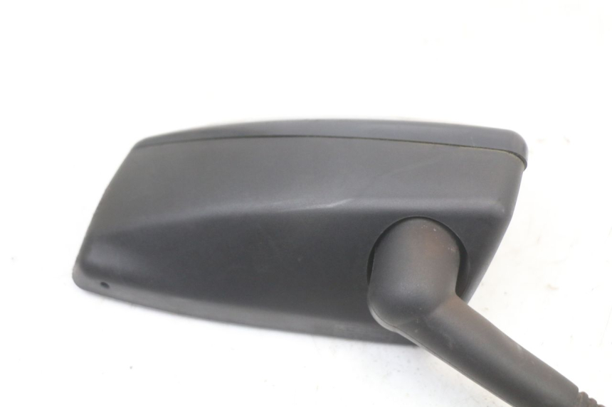 photo de LUSTERKO PRAWE PEUGEOT SATELIS 125 (2010 - 2012) - Punkty mocowania