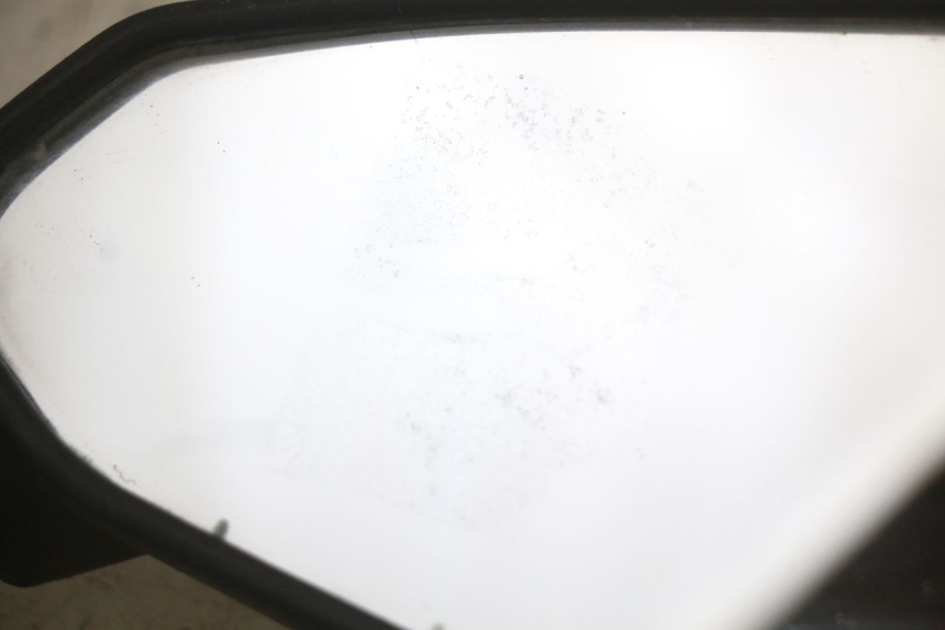 photo de LUSTERKO PRAWE YAMASAKI ROADSTER 50 (2013 - 2018) - Szczegół części