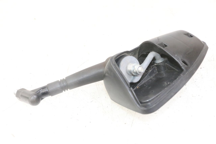 photo de LUSTERKO PRAWE PEUGEOT SATELIS 125 (2013 - 2018) - Zbliżenie techniczne