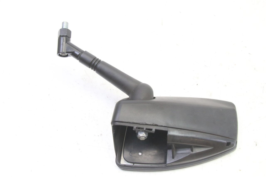 photo de LUSTERKO PRAWE PEUGEOT SATELIS 125 (2013 - 2018) - Zbliżenie techniczne