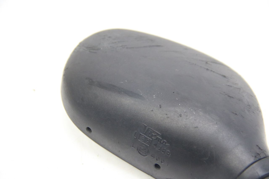 photo de LUSTERKO PRAWE SUZUKI SIXTEEN 125 (2008 - 2010) - Zoom stanu zużycia