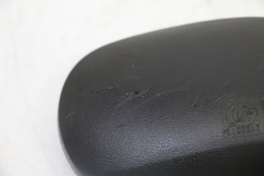 photo de LUSTERKO PRAWE PEUGEOT TWEET 4T 50 (2018 - 2022) - Stan powierzchni