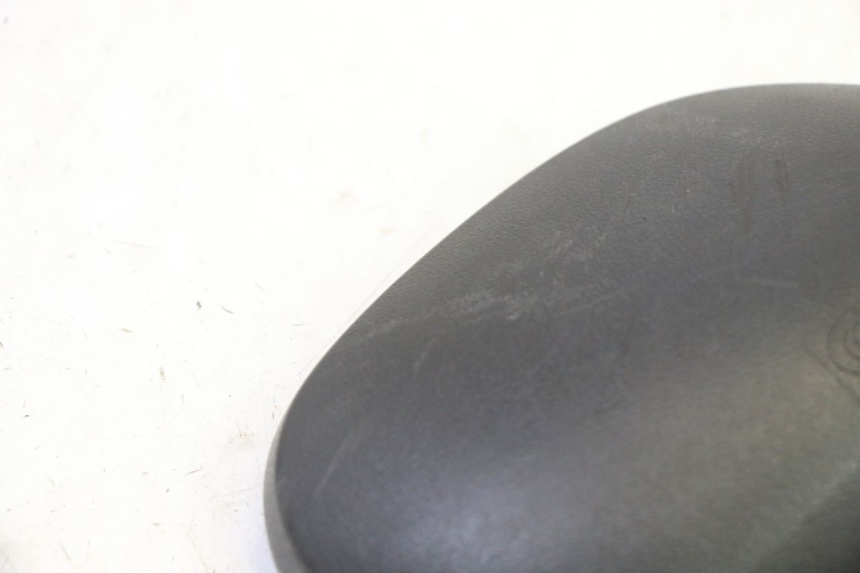 photo de LUSTERKO PRAWE PEUGEOT TWEET PRO EFI 4T 50 (2021 - 2022) - Stan powierzchni