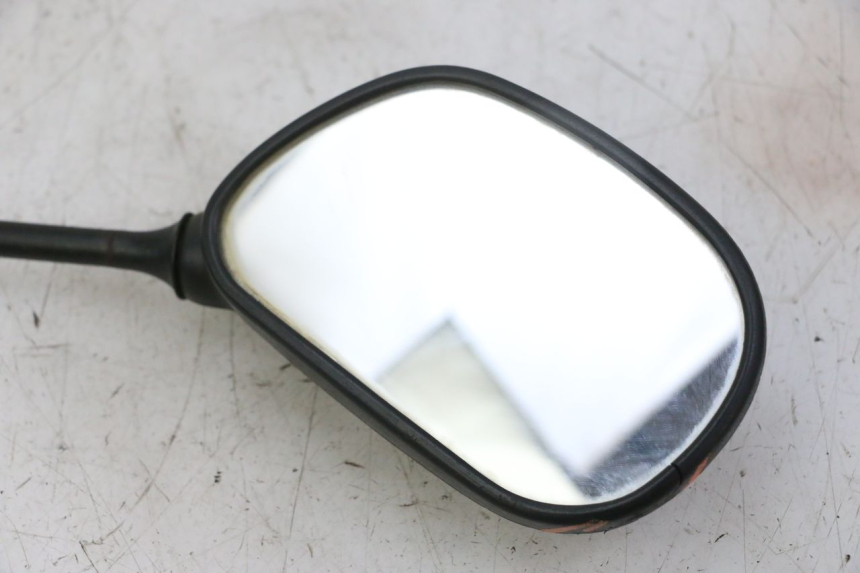 photo de LUSTERKO PRAWE PEUGEOT VIVACITY NEW 4T 50 (2008 - 2017) - Punkty mocowania