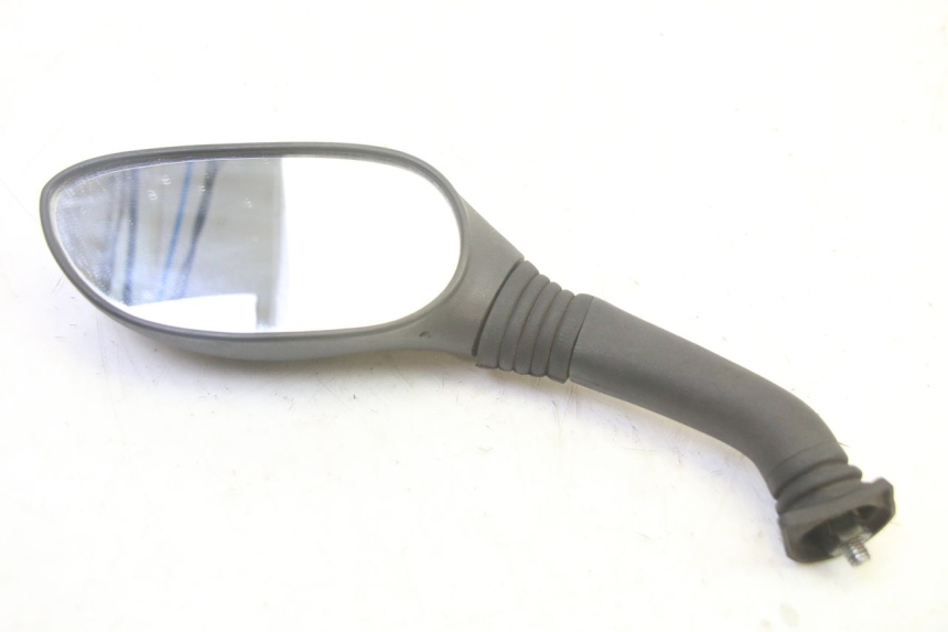 photo de LUSTERKO LEWE QUADRO 4 4D 350 (2015 - 2018) - Widok główny