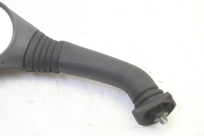 photo de LUSTERKO LEWE QUADRO 4 4D 350 (2015 - 2018) - Zoom stanu zużycia