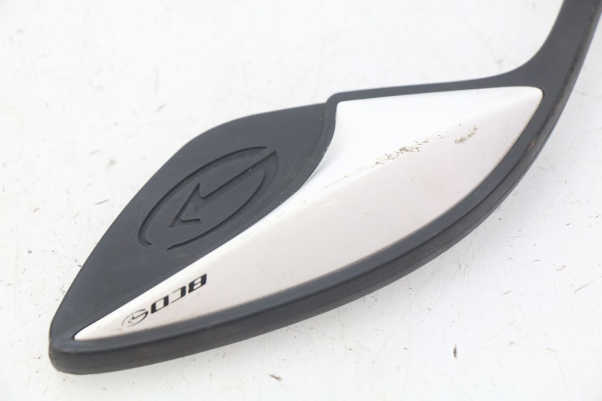 photo de LUSTERKO LEWE KYMCO AGILITY RS 2T 50 (2009 - 2013) - Zoom stanu zużycia