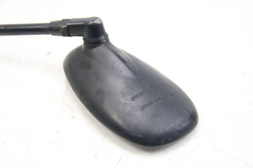 photo de LUSTERKO LEWE PIAGGIO BEVERLY 125 (2010 - 2015) - Zoom stanu zużycia