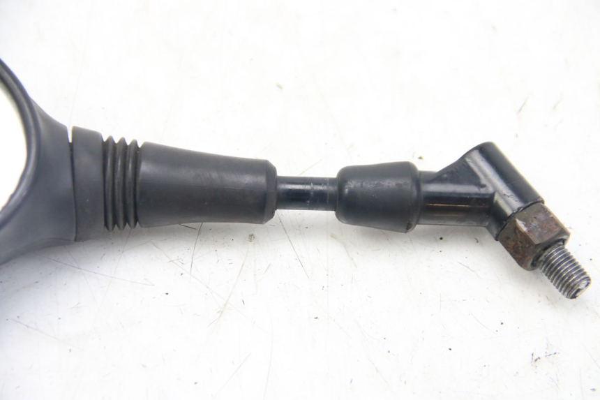 photo de LUSTERKO LEWE SUZUKI BURGMAN 125 (2007 - 2014) - Zbliżenie techniczne