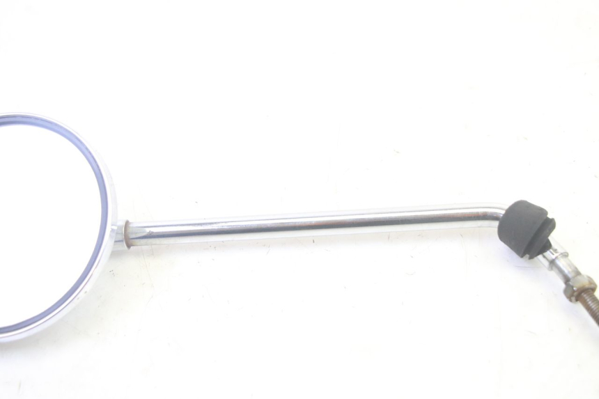 photo de LUSTERKO LEWE PEUGEOT DJANGO 4T 50 (2014 - 2019) - Zoom stanu zużycia