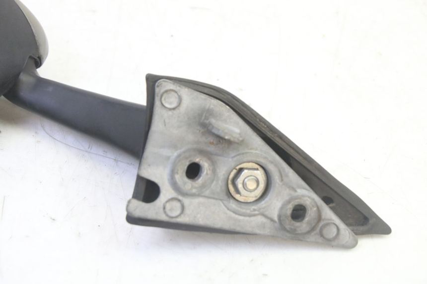 photo de LUSTERKO LEWE PEUGEOT ELYSTAR 50 (2002 - 2014) - Zoom stanu zużycia