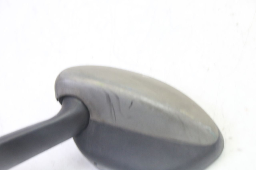 photo de LUSTERKO LEWE PEUGEOT ELYSTAR 50 (2002 - 2014) - Stan powierzchni