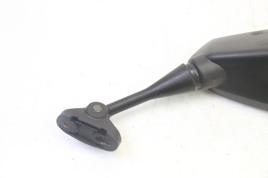 photo de LUSTERKO LEWE STAHO FH 50 (2018 - 2019) - Punkty mocowania