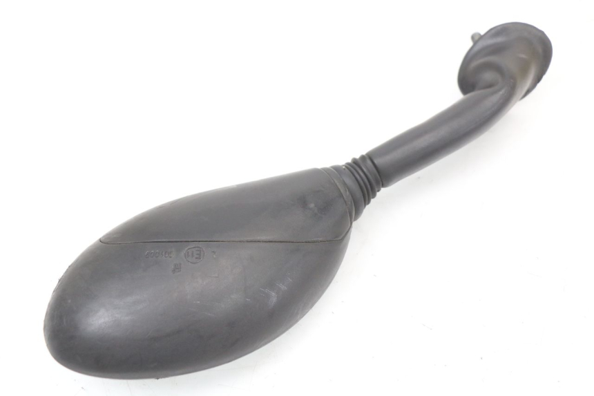 photo de LUSTERKO LEWE PIAGGIO FLY 2T 50 (2004 - 2017) - Zbliżenie techniczne