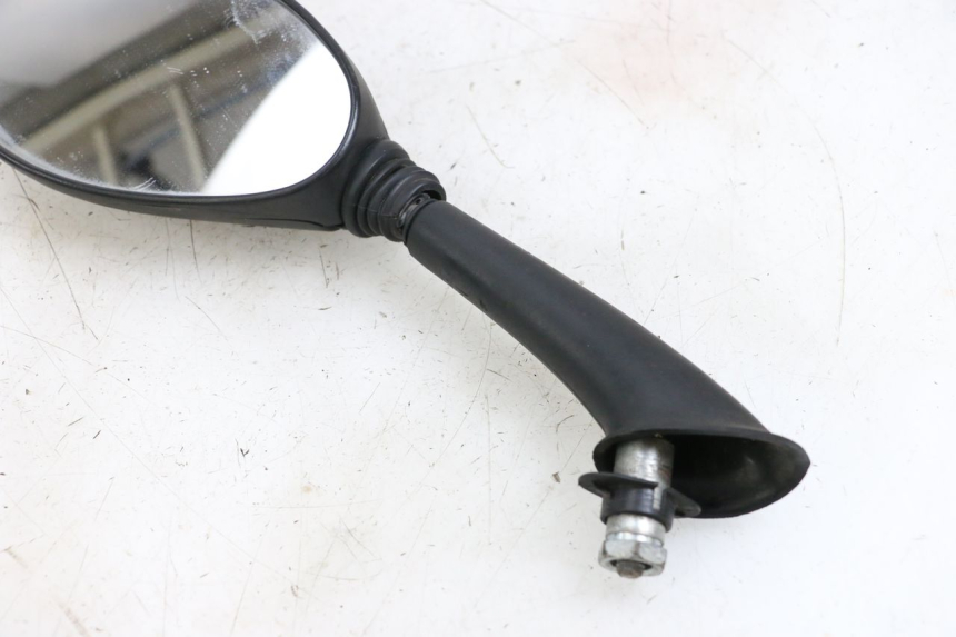 photo de LUSTERKO LEWE PIAGGIO FLY 4T 50 (2004 - 2010) - Punkty mocowania