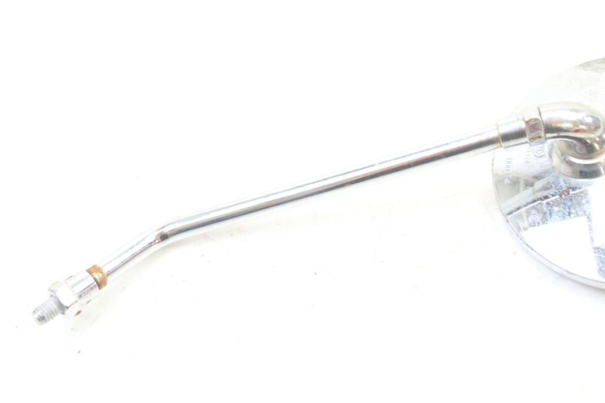 photo de LUSTERKO LEWE VENESI FLY RETRO 4T 50 (2020 - 2025) - Stan powierzchni