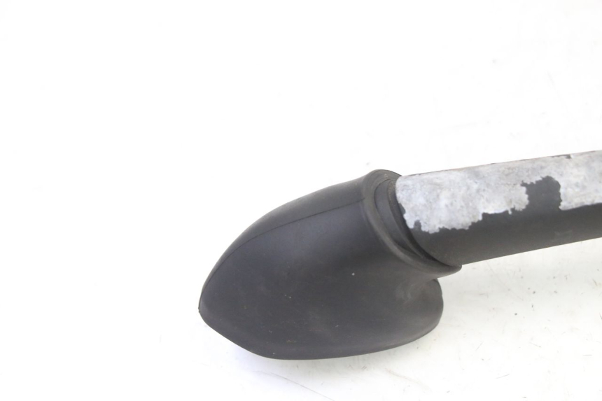 photo de LUSTERKO LEWE YAMAHA FZ6 FAZER S2 600 (2007 - 2011) - Zbliżenie techniczne