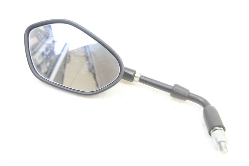 photo de LUSTERKO LEWE SUZUKI GSR 750 (2011 - 2017) - Widok główny