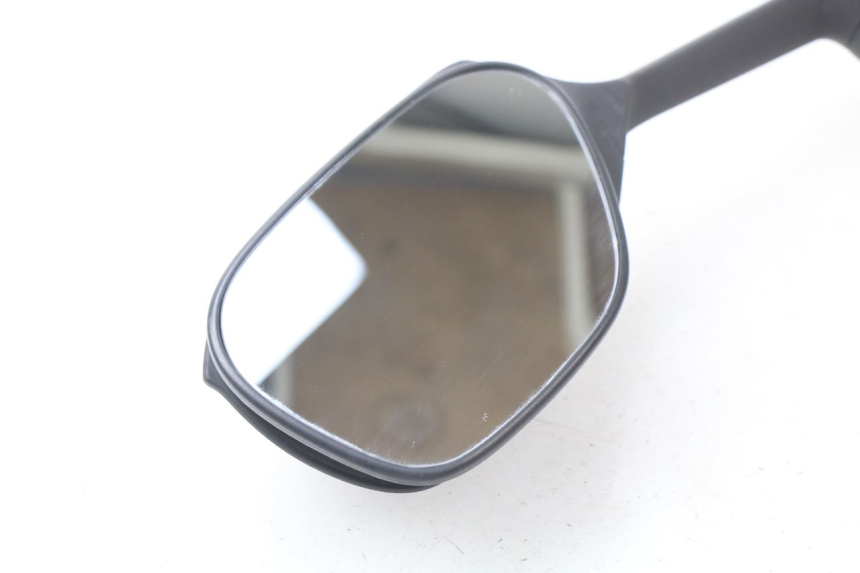 photo de LUSTERKO LEWE SUZUKI GSX-R GSXR K16 1000 (2012 - 2016) - Punkty mocowania