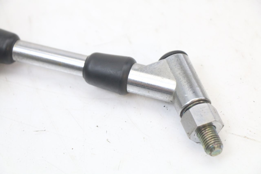 photo de LUSTERKO LEWE SUZUKI GZ MARAUDER 125 (1998 - 2004) - Zoom stanu zużycia