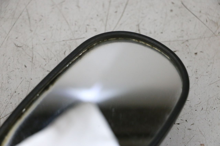 photo de LUSTERKO LEWE PEUGEOT KISBEE 2T 50 (2010 - 2017) - Szczegół części