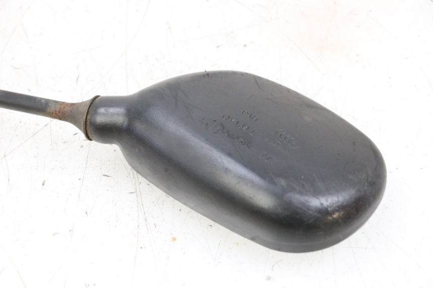 photo de LUSTERKO LEWE PEUGEOT KISBEE 2T 50 (2010 - 2017) - Stan powierzchni