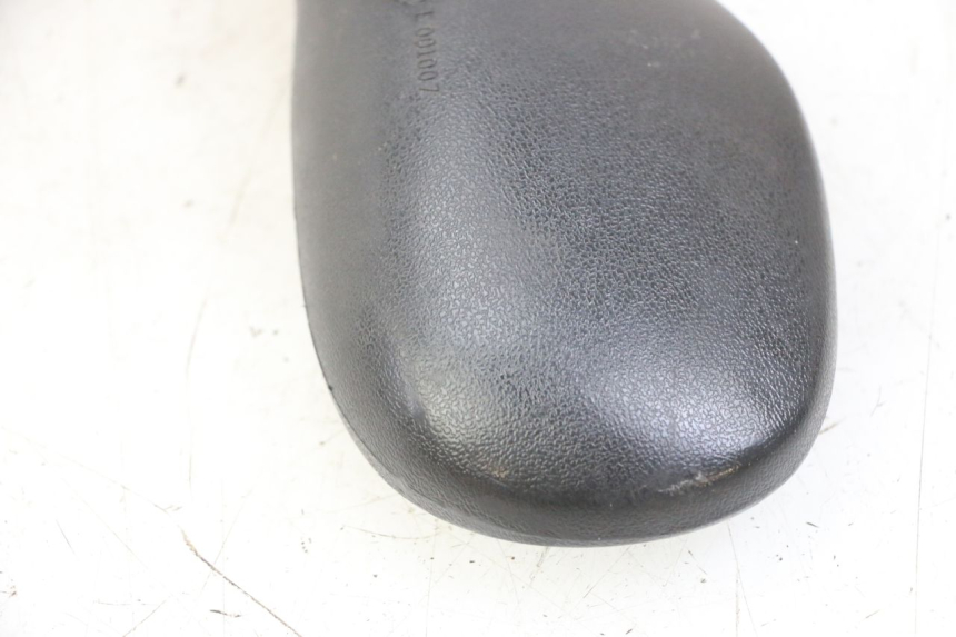 photo de LUSTERKO LEWE PIAGGIO MP3 LT 300 (2010 - 2016) - Inny kąt widzenia