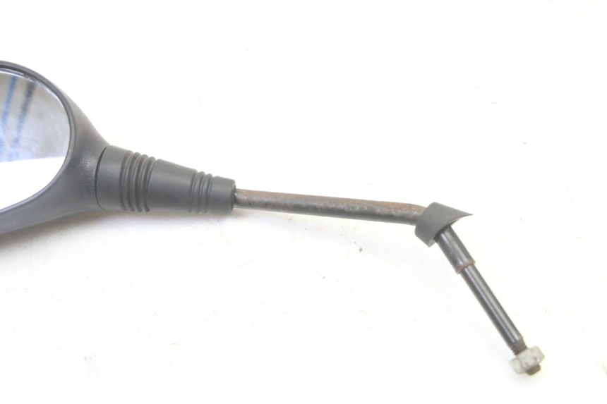 photo de LUSTERKO LEWE PIAGGIO MP3 RL 250 (2006 - 2010) - Zoom stanu zużycia